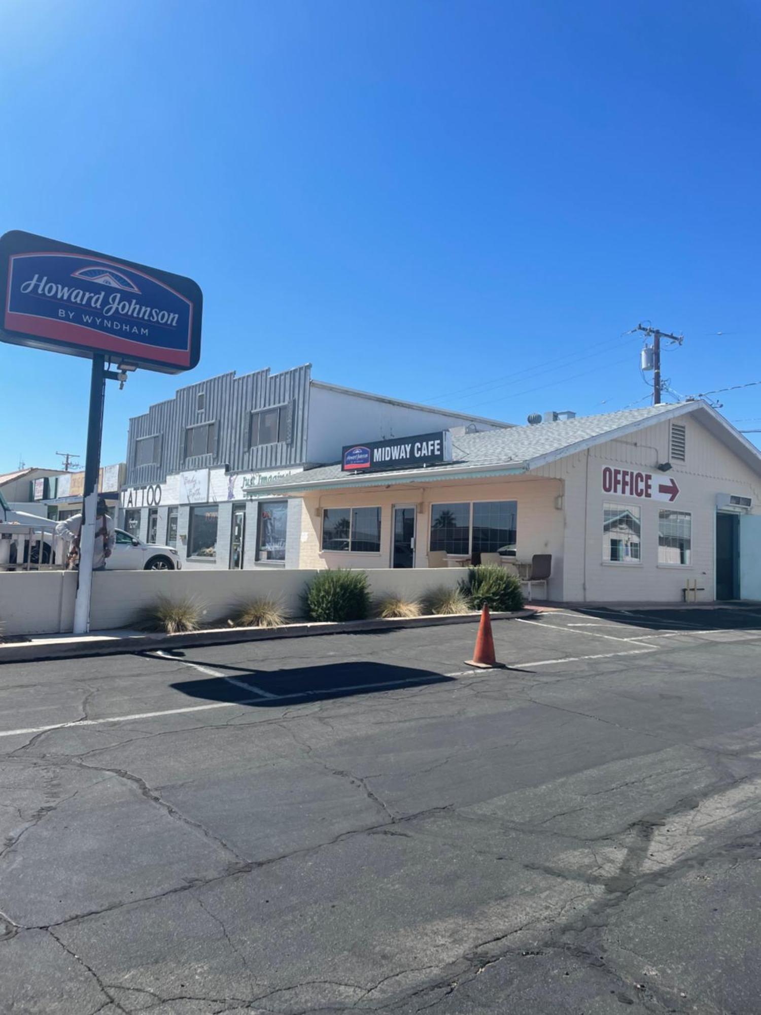 Howard Johnson By Wyndham Ridgecrest, Ca Екстер'єр фото