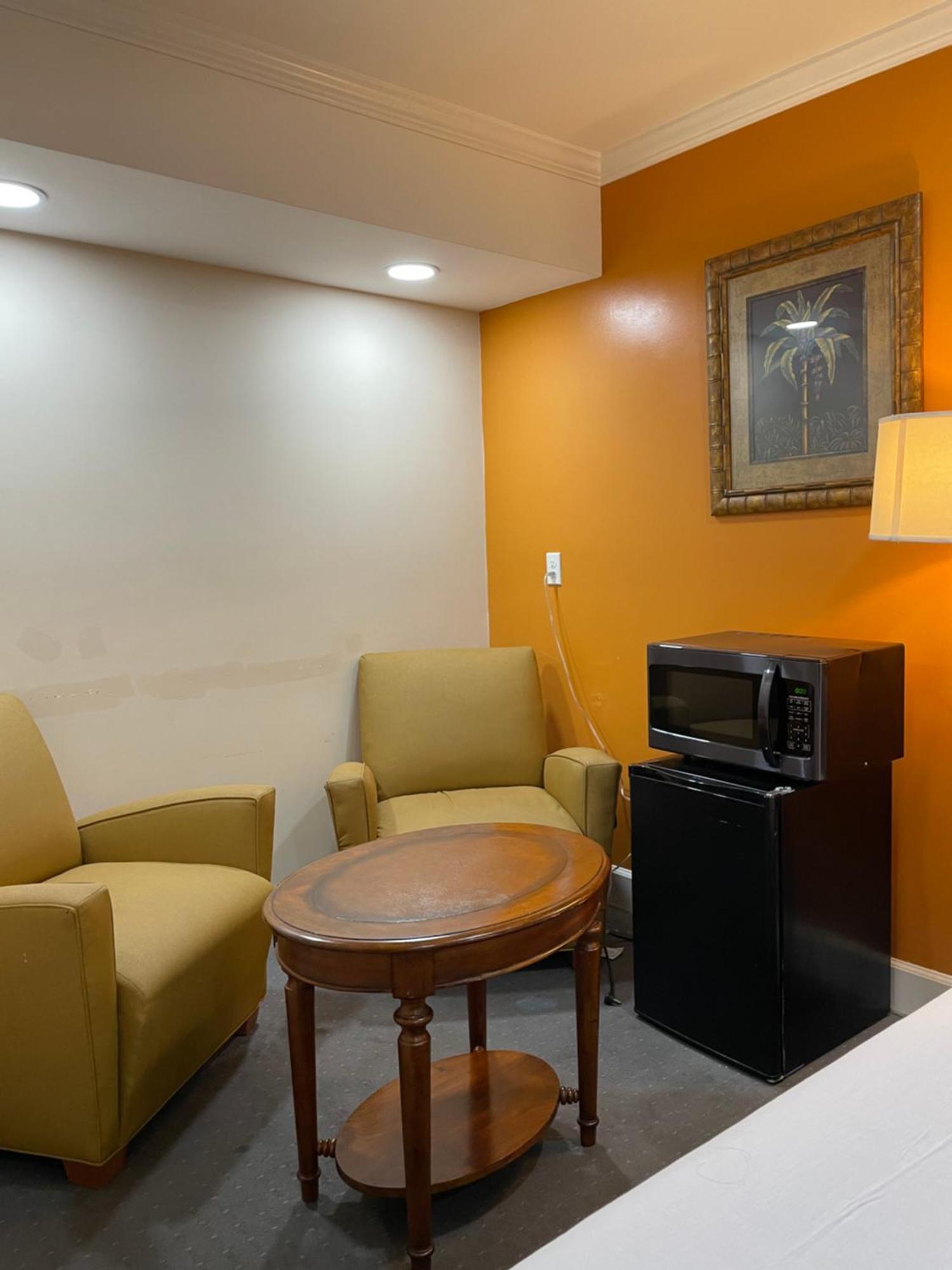 Howard Johnson By Wyndham Ridgecrest, Ca Екстер'єр фото