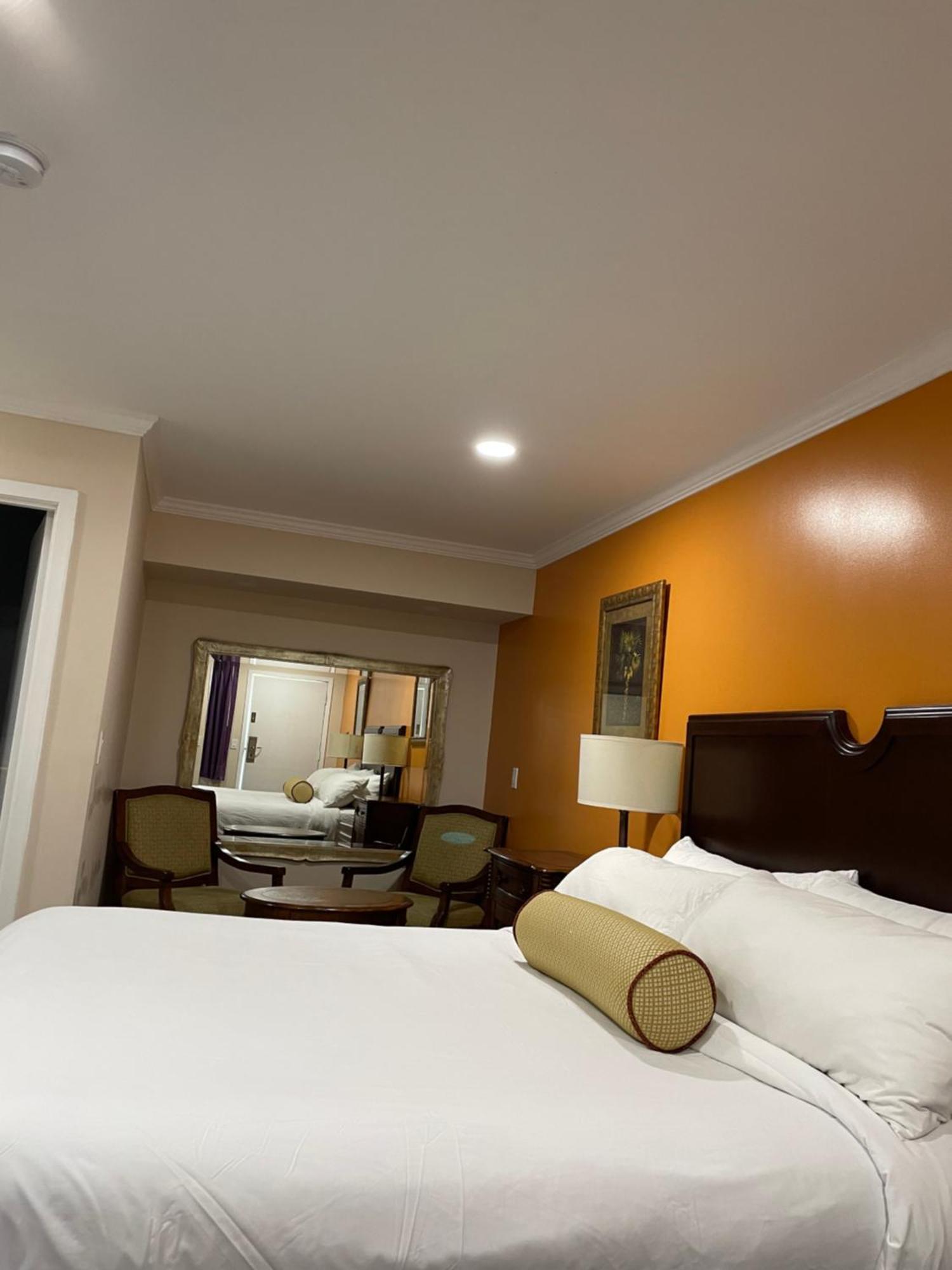Howard Johnson By Wyndham Ridgecrest, Ca Екстер'єр фото